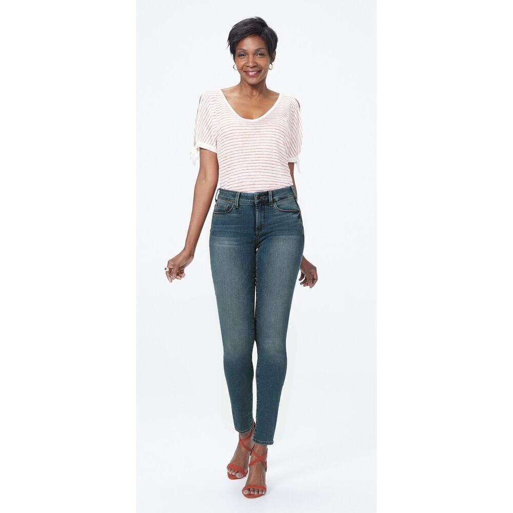 NYDJ Size 12 Ami Uplift Skinny Jeans Blue Sandwash Ferris Future Fit